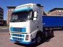 Седельный тягач Volvo FH12